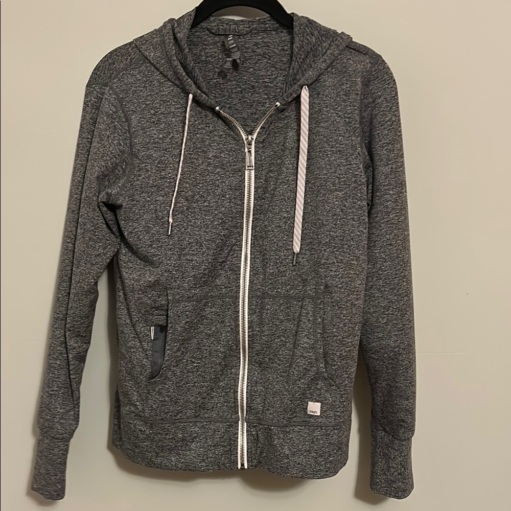 Vuori women’s halo performance hoodie